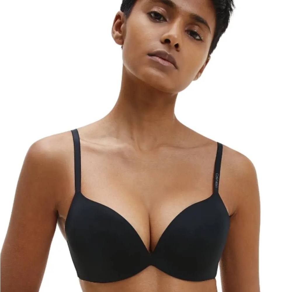 B.TEMPTD PADDED BRA